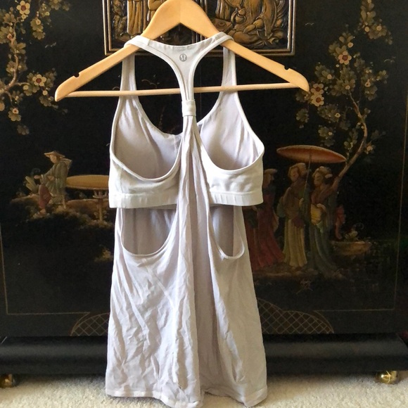 Lululemon workout top - Picture 2 of 4
